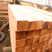 重慶建筑木方廠家 樟子松、白松口料木方條 多種規(guī)格可做